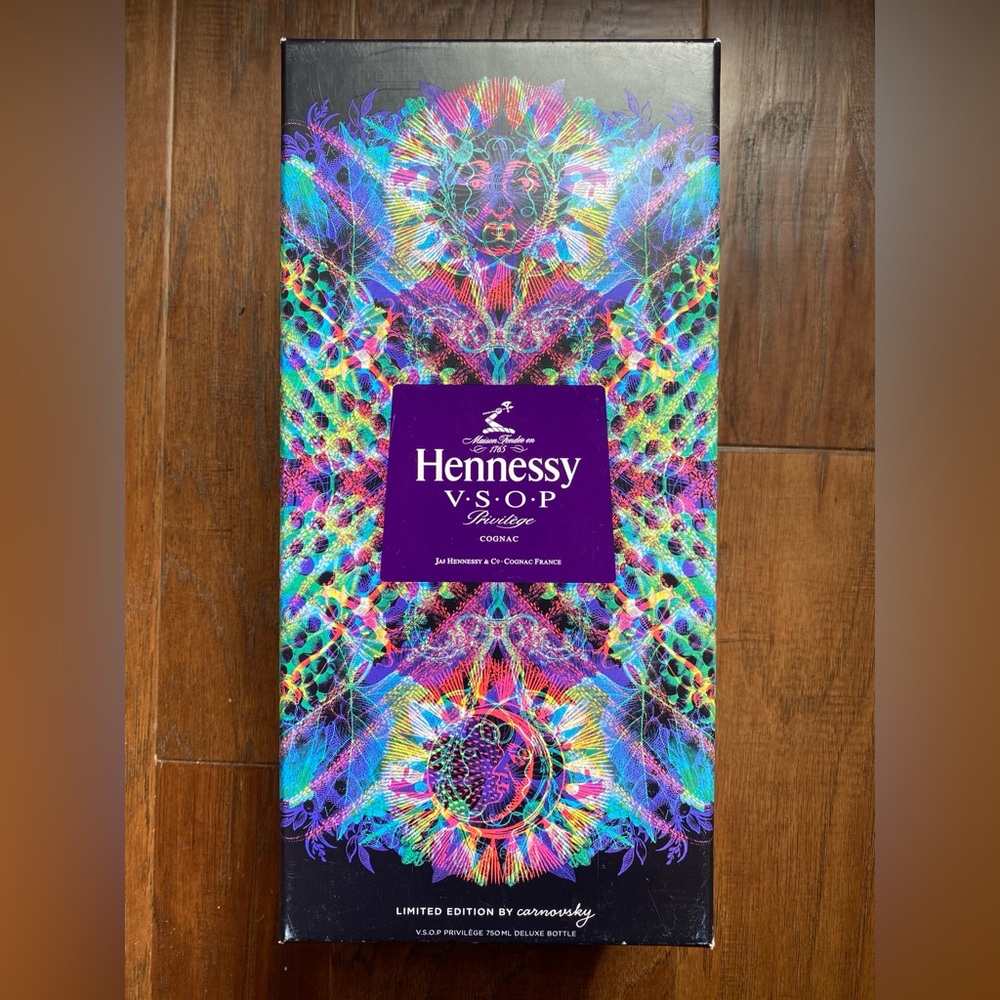 Hennessy V.S.O.P Limited Edition Box